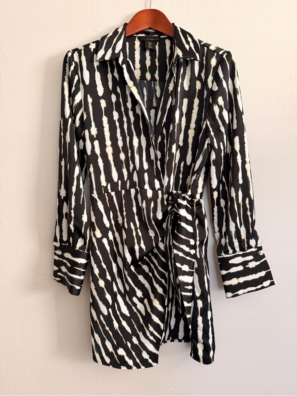 House of Harlow 1960 Black White Wrap Dress Sz S